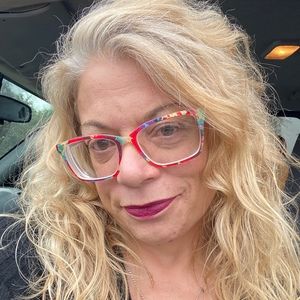 Meet your Posher, Elisabeth